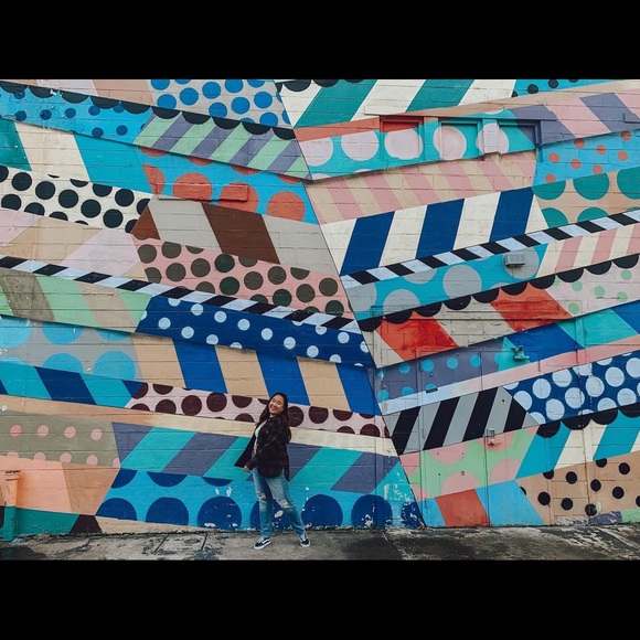 Meet your Posher, Alycia - Picture 1 of 1